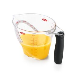 OXO Good Grips 2CUP angled measrng cup