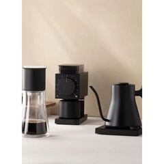 Fellow Stagg EKG Pro Electric Tea Kettle in Matte Black