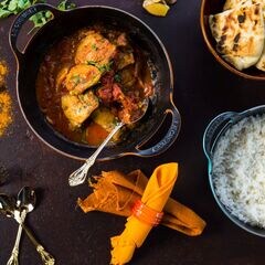 Le Creuset Cast Iron Balti Dish 24cm Volcanic