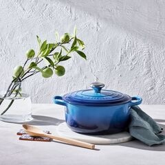 Le Creuset Signature Cast Iron Round Dutch Oven 20cm Azure