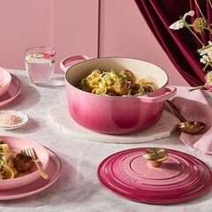 Le Creuset Signature Casserole 24 cm Berry