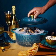 Le Creuset Signature Cast Iron Round Dutch Oven 24cm Soiree Deep Teal with Gold Knob