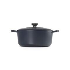 Le Creuset Signature Cast Iron Round Dutch Oven 28cm Navy