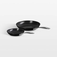 Le Creuset Essential Ceramic Non-Stick 24 & 28cm Fry Pans Set