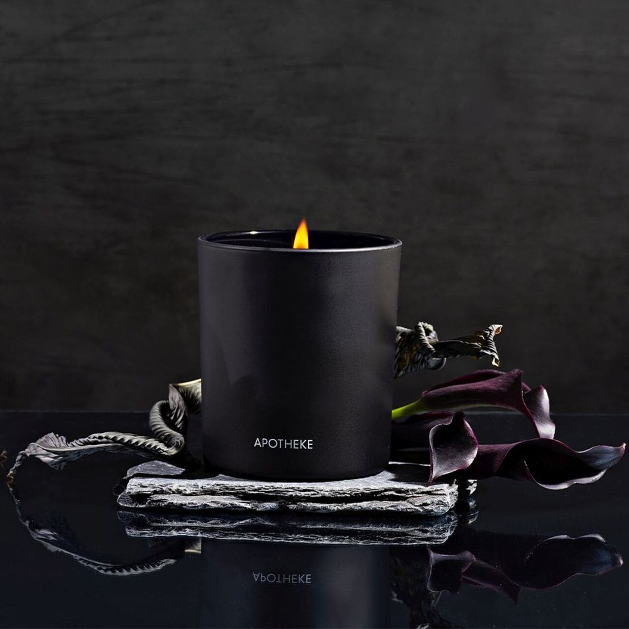 Apotheke Charcoal Classic Scented Candle