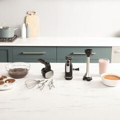 خلاط يدوي وخلاط ومفرمة 3 في 1 من تشكيلة فودي من نينجا