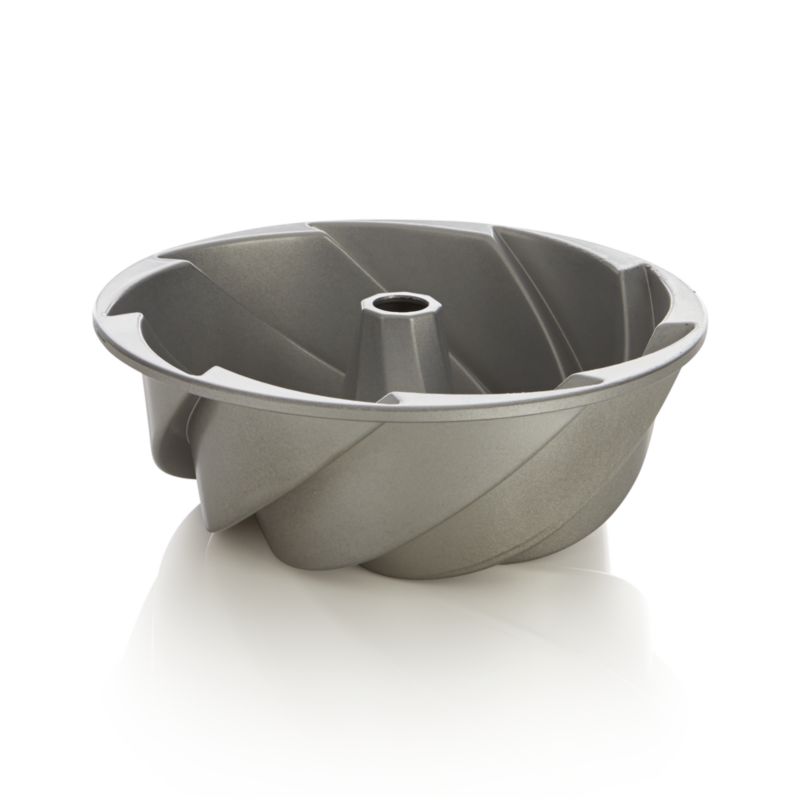 nordic-ware-15276 HeritageBundtPanF13