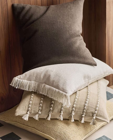 cat-rugs-decorativePillows.jpg
