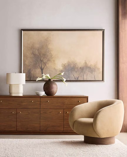 cb-cat-bedroom-walldecor.jpg
