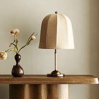col3-right1-TableLamp.jpg