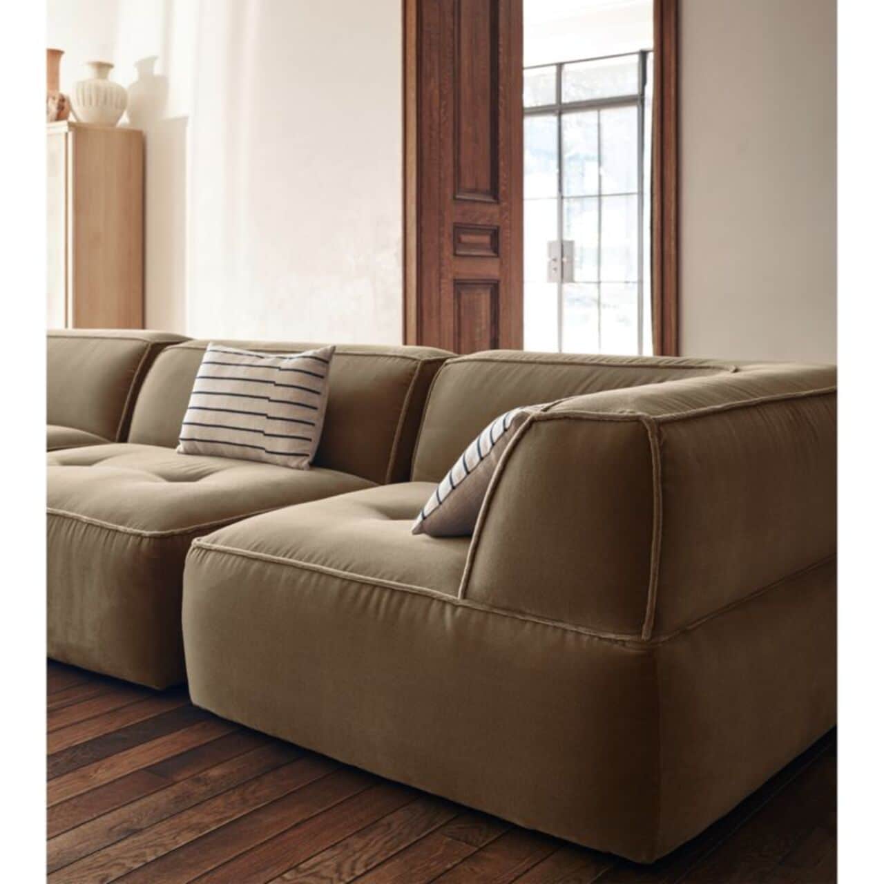 126361_CNB CB_F22_AC_7_507_Det_1594