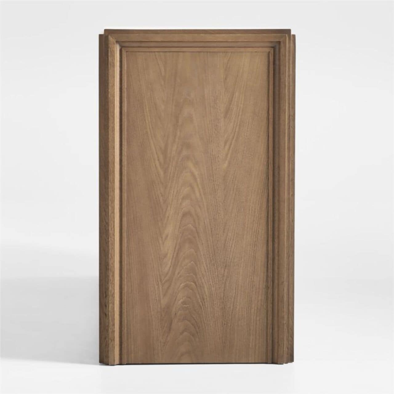 خزانة ب7 أدراج من خشب البلوط باللون البني من تشكيلة كالدويل من جيك أرنولد