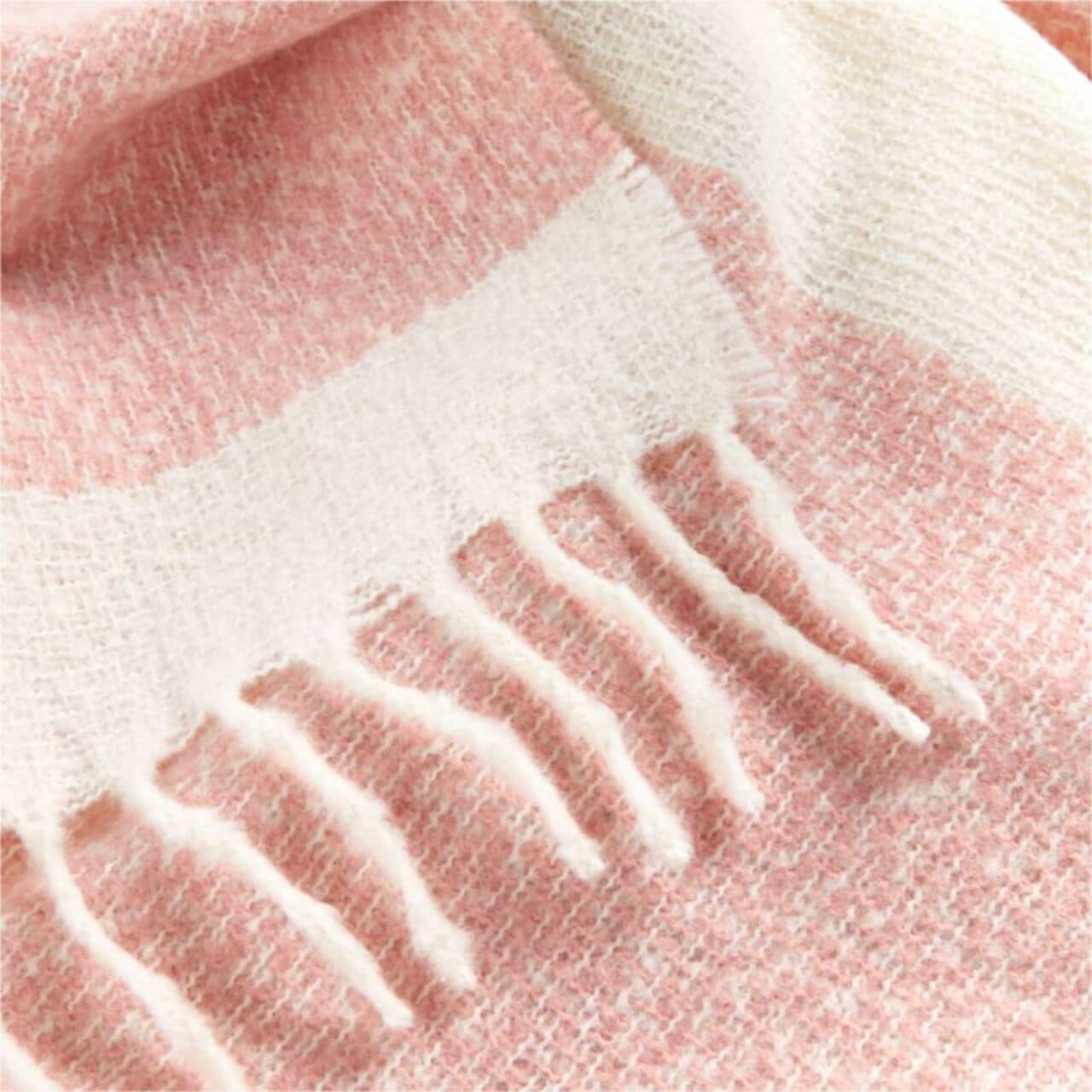 574151_CNB LunarStrllBlanketPinkROF22