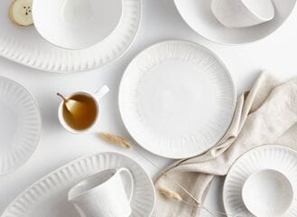 588561_CNB DoverWhtDinnerServeCHF22_11x8