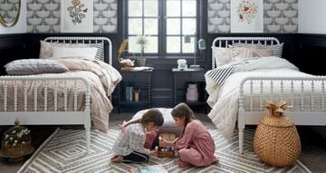 550328_CNB JennyLindWhiteTwinBedMCK20