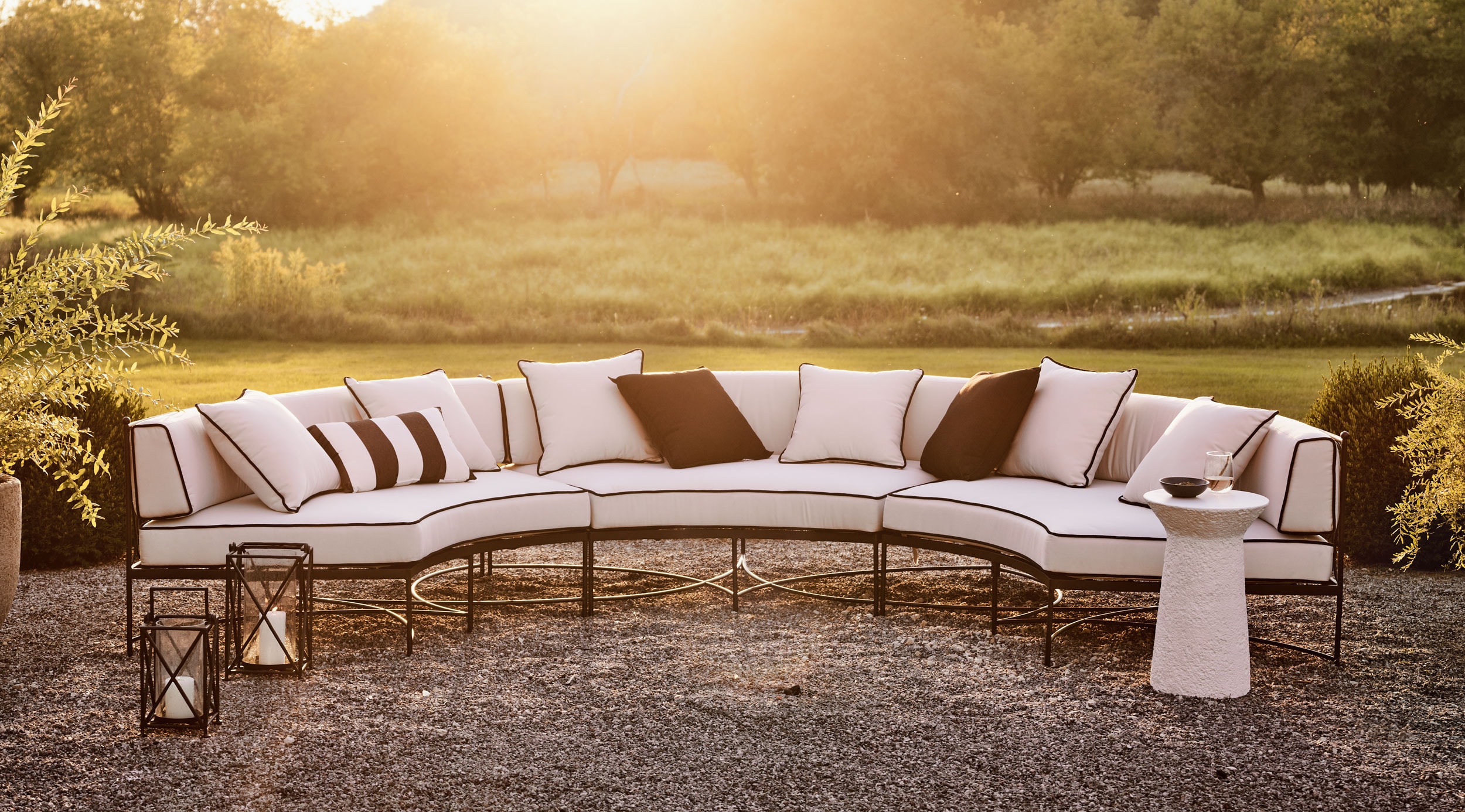 dCB-outdoor.jpg