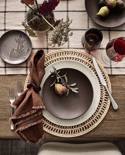 dinnerware.jpg