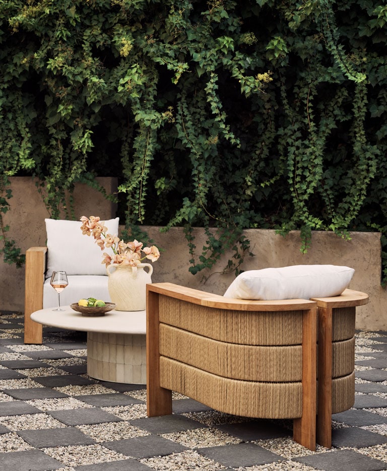 mCB-Outdoor.jpg