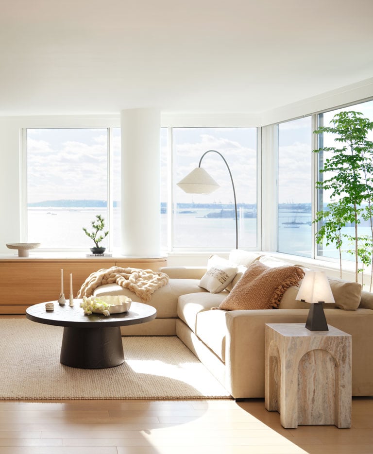 mCB-livingRoom.jpg